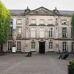 Unique Tranquil Spot With Garden, Centre Den Bosch
