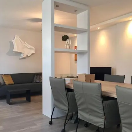 Unique Tranquil Spot With Garden, Centre Den Bosch بيت للعطل دين بوس