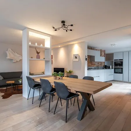 Unique Tranquil Spot With Garden, Centre Den Bosch Holiday home *