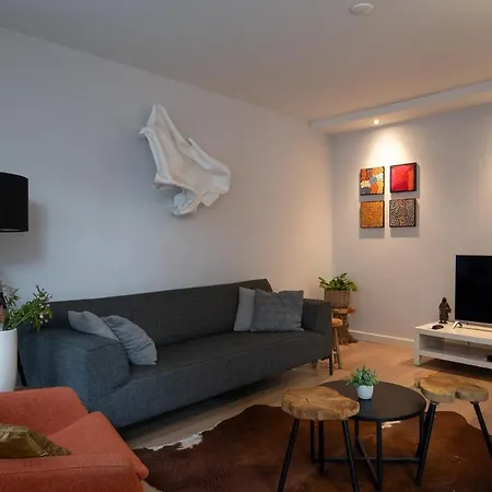 Holiday home Unique Tranquil Spot With Garden, Centre Den Bosch 's-Hertogenbosch (Den Bosch)