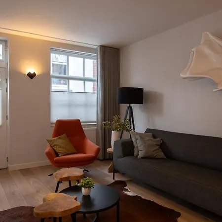 Unique Tranquil Spot With Garden, Centre Den Bosch Holiday home