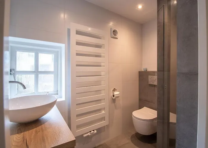 Holiday home Unique Tranquil Spot With Garden, Centre Den Bosch