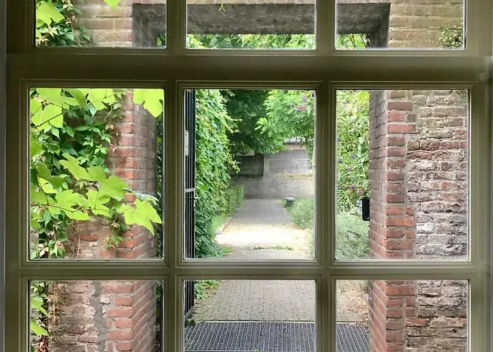 Unique Tranquil Spot With Garden, Centre Den Bosch * 's-Hertogenbosch (Den Bosch)