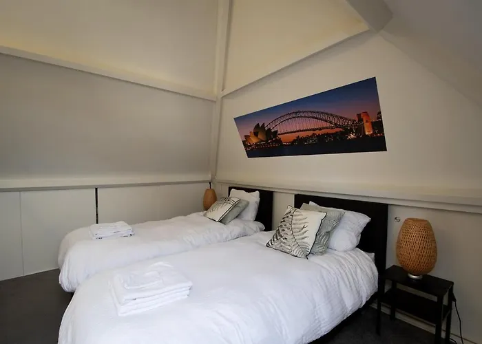 Unique Tranquil Spot With Garden, Centre Den Bosch