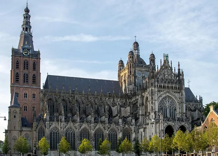Unique Tranquil Spot With Garden, Centre Den Bosch Holiday home