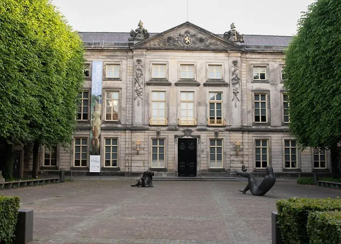 Unique Tranquil Spot With Garden, Centre Den Bosch